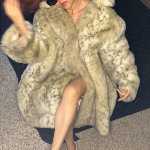 Terry Lewis Faux fur coat - Picture 3 of 7